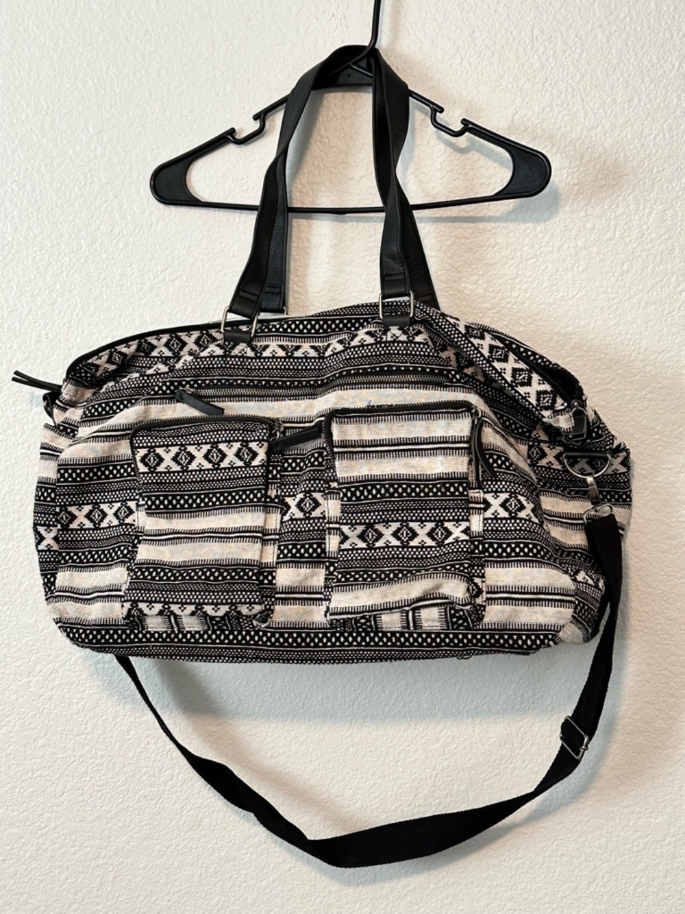 Black & White Patterned Women's Shoulder and Crossbody Bag